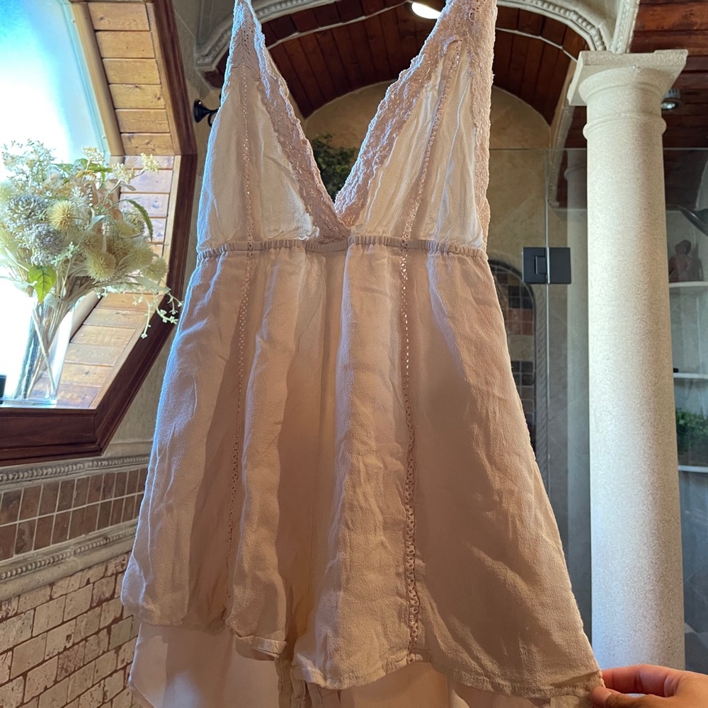 Backless Romper - Picture 2 of 3